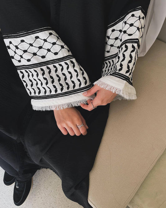 Women's Fashion Casual Embroidery Tassel Cardigan Robe