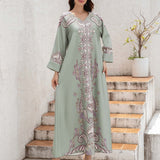 Muslim Women's Wear Robe Printing Hot Bead V-neck Turned Cuff Dress