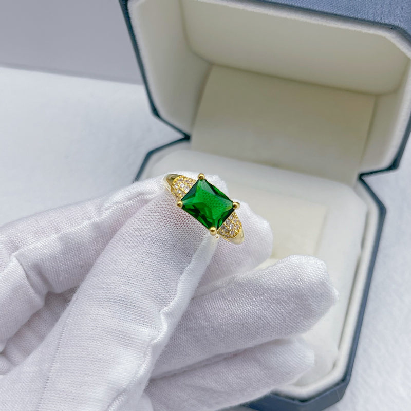 European And American Temperament Inlaid Emerald Emerald Plated 18K Gold Ring Female