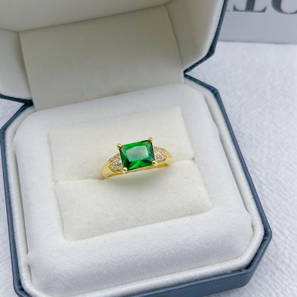 European And American Temperament Inlaid Emerald Emerald Plated 18K Gold Ring Female